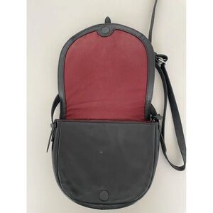 Ralph Lauren Harbridge Crossbody Saddle Bag in black leather Elegant